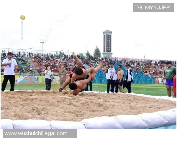 足球场上的舞者:细腻描绘明星球员的每一个精彩瞬间与动作魅力 足球场上的舞者:细腻描绘明星球员的每一个精彩瞬间与动作魅力