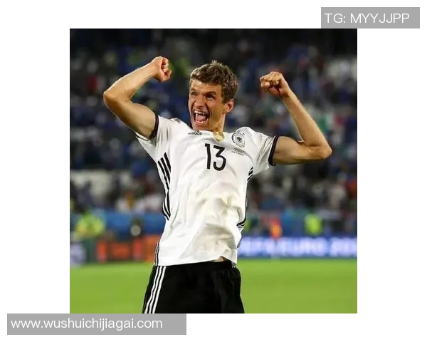 德国队足球明星帅哥的魅力与风采揭示了足球场上的青春与激情 德国队足球明星帅哥的魅力与风采揭示了足球场上的青春与激情