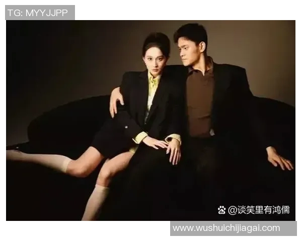 足球明星与女友海边度假甜蜜瞬间尽显浪漫气息与幸福生活 足球明星与女友海边度假甜蜜瞬间尽显浪漫气息与幸福生活