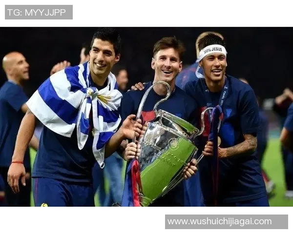 现役足球明星精彩瞬间集锦展现足坛风采与激情的完美融合