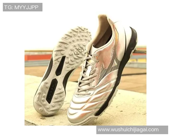 足球明星专属定制足球鞋的魅力与技术创新解析 足球明星专属定制足球鞋的魅力与技术创新解析